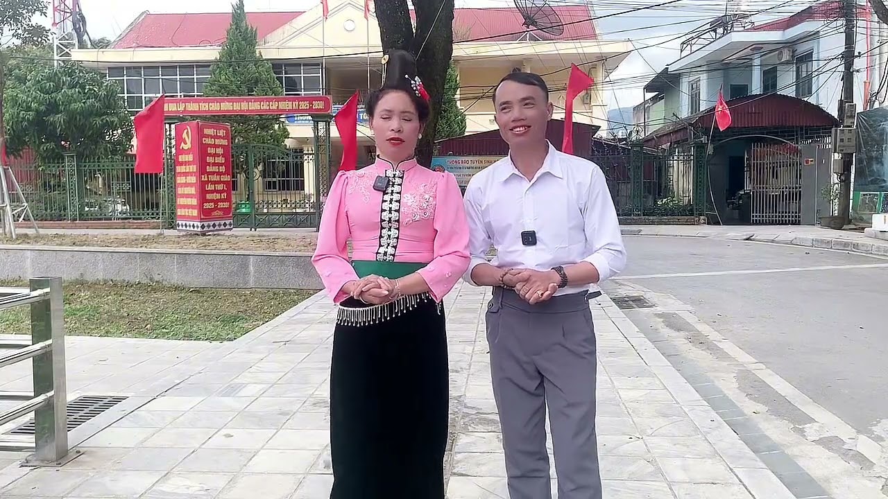 phương Anh & Lò son Lần đầu tiên gặp nhau hát giao duyên tình yêu Rât là hay mòi người ổng hồ