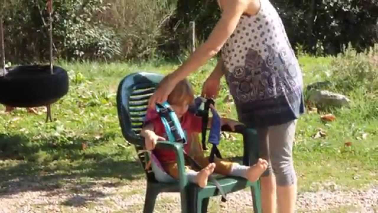 Onbuhimo : différentes installations au dos