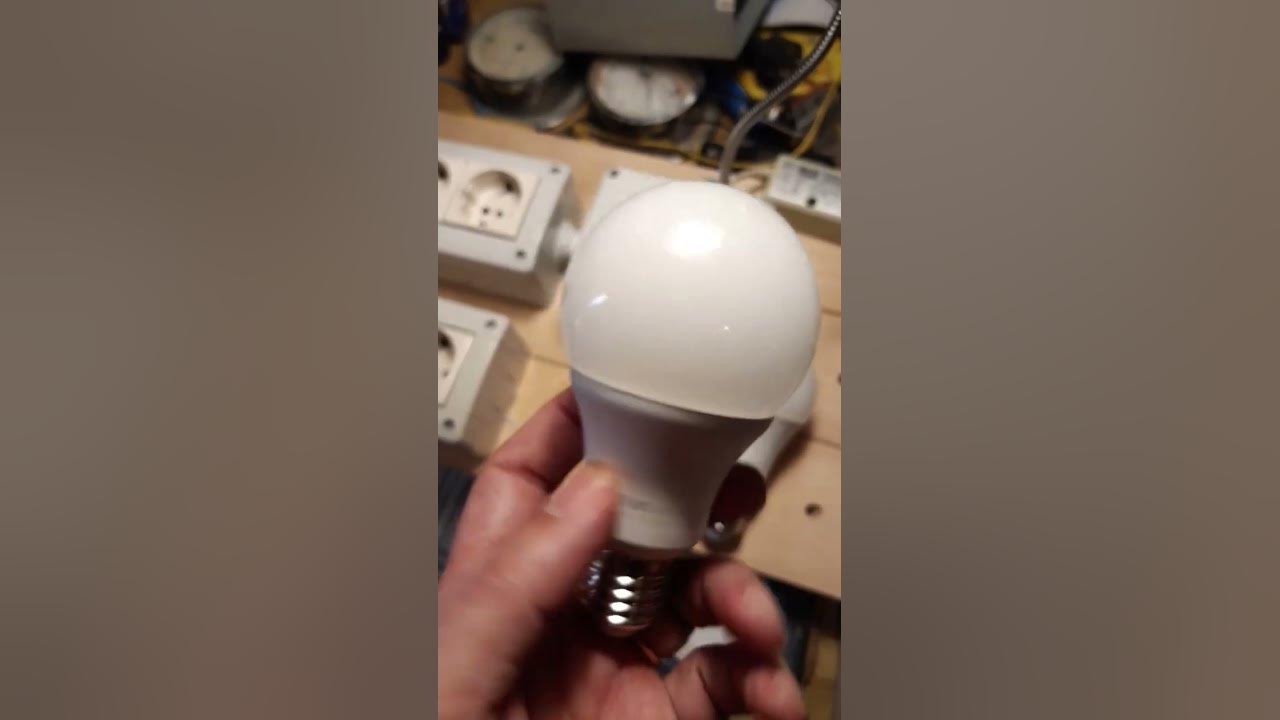 Lampadina che lampeggia seconda parte, soluzione YouTube Lampadina che lampeggia seconda parte, soluzione YouTube