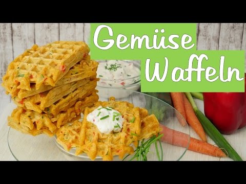 Gemüse Waffeln & Paprika Dip | Gemüsewaffeln Rezept. 