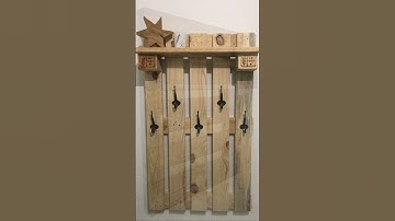 PALLETS. EVERYONE CAN MAKE A HANGER THAT WILL BE EXTREMELY SIMPLE AND BEAUTIFUL
