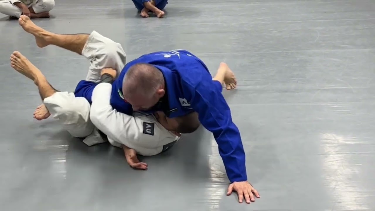 Passagem de meia guarda profunda