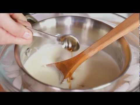 Holiday Recipes - How to Make Eggnog