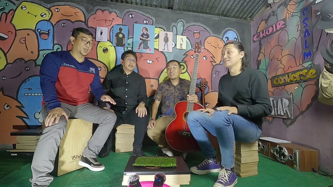 Menyanyi | Mars Kaum Bapa Gereja | Deng Tim Kwartet | GMIM Betel Kembuan |