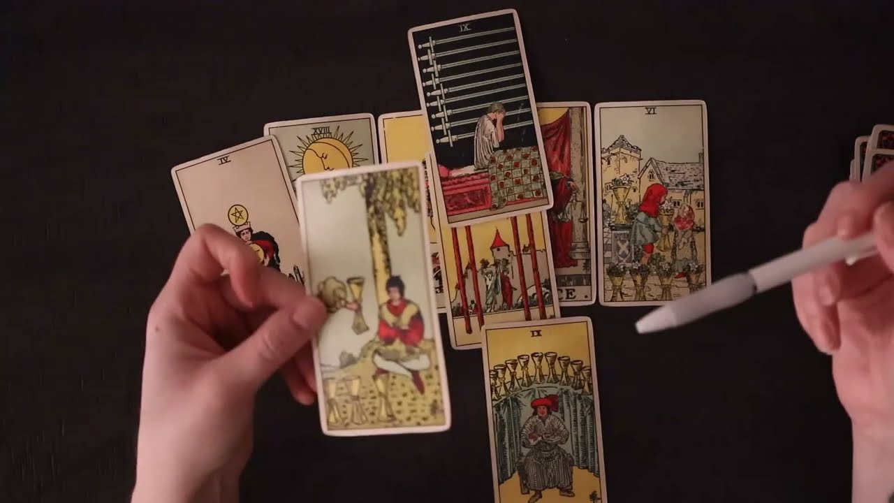 В окружении людей, которые по тебе скучают! Они так сильно тебя хотят прямо сейчас!