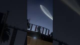 EL CIELO DE TIJUANA TRAS EL PASO DEL COHETE DE SPACE-X…