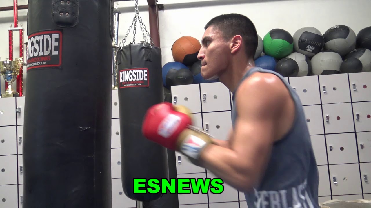 Vergil ortiz watch How he blasts the heavy bag  EsNews Boxing