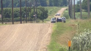 LIVE UPDATE: Body found along road in rural Minnehaha County