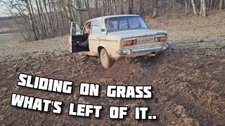 Lada 2106 Sliding On Grass (What's Left Of It)