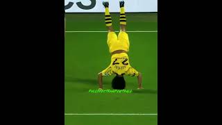 footballers doing funny emotes 🤣🤣 #football