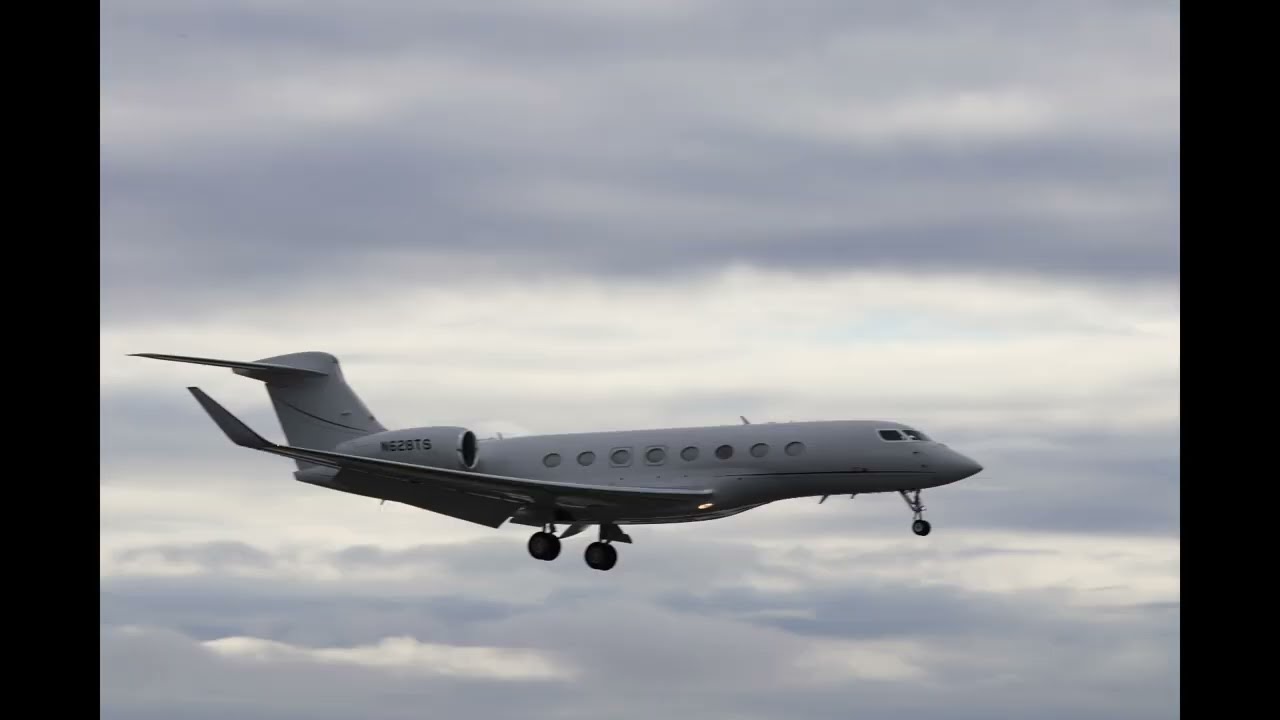 elon musk private jet sola airport n628ts