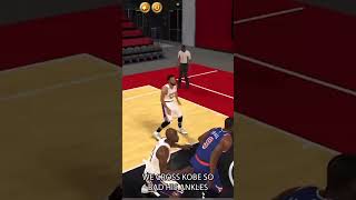 Insane Ankle Breaking Crossover In NBA 2K Mobile ! screenshot 4