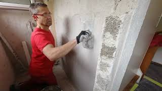 Grobe Wand Verputzen Mit Mp75 Maschinenputz. Löcher Reparieren Und Eben Streichen