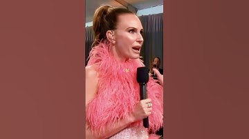 Thumbnail of Ariana Grande Can't Stop Cursing on Live! Fans Shocked by Her Hilarious Reactions 😭🔥