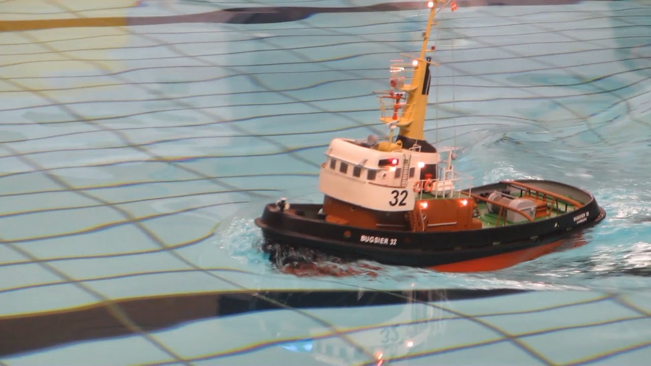 Robbe Neptun . Bugsier 32 - scale model RC tug boat - VMK ...