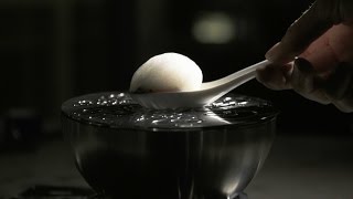 FOODIES: THE CULINARY JETSET - Official Trailer - Available now
Newsletter: http://eonedispatch.com.au/user/subsc...
Facebook: https://www.facebook.com/eOneANZ
Twitter: https://twitter.com/eOneANZ
Instagram: http://instagram.com/eone_anz
Pinterest: https://www.pinterest.com/eOneANZ/
Google +: https://plus.google.com/+eOneanz/posts
Spotify: https://open.spotify.com/user/eoneanz
The interest in haute cuisine has grown exponentially. Now, we enter the world of the most influential people on the food scene - the foodie. A subculture of blogging food critics with a mission to eat at the best restaurants on earth. Through our close study, we get access to the worlds most exclusive restaurants and get to know a group of slightly bizarre but charming food maniacs. FOODIES: THE CULINARY JETSET - Official Trailer - Available now