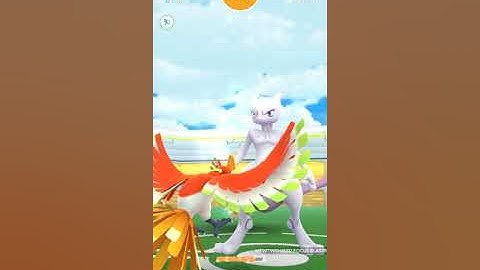 Pokémon GO 2018 09 27 Mewtwo raid - Focus Blast