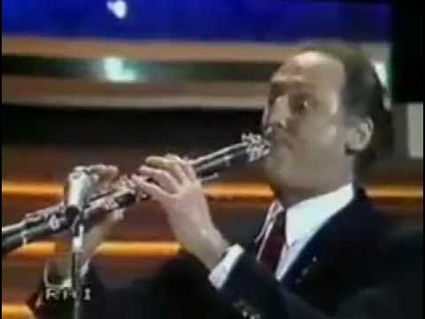 Renzo Arbore - Il clarinetto - Sanremo 1986 - YouTube