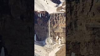 Can you guess the location? #himachal #waterfall #snowfall #snow #mountains #india #ice #lahaul