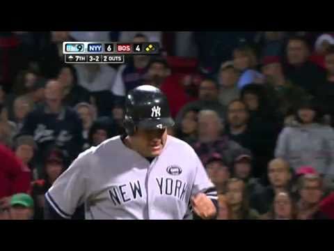 2010/10/02 Berkman scores on wild pitch