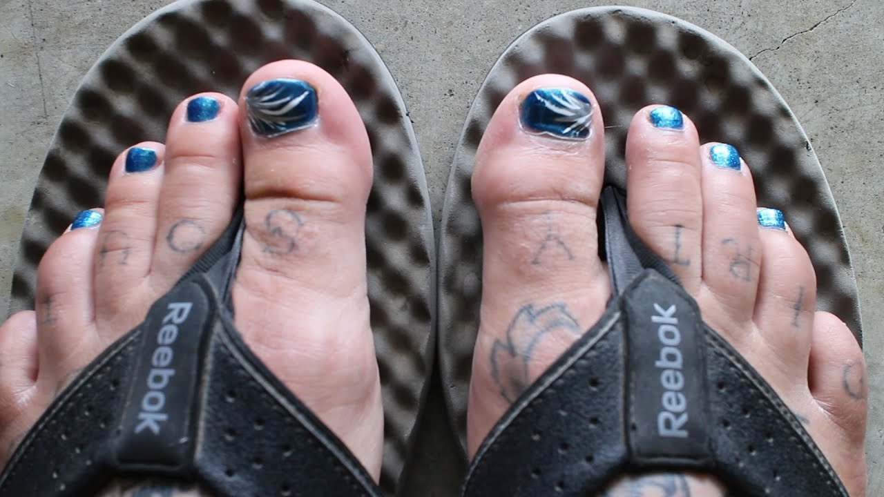 WHY I PAINT MY TOES YouTube