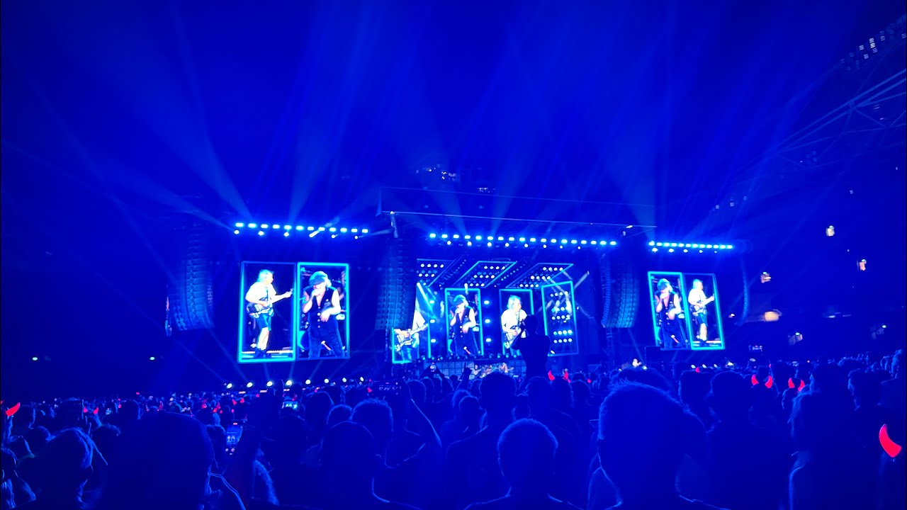 AC/DC – Back In Black LIVE | Epic Concert Experience 2025 |Accor ...