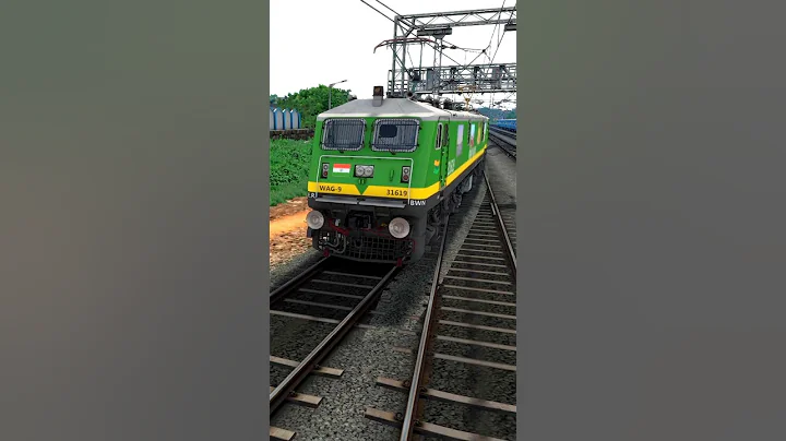 Train Video, Fast Crossing ICF Utkrisht Indian Passenger Train, Train Games #train #railroad