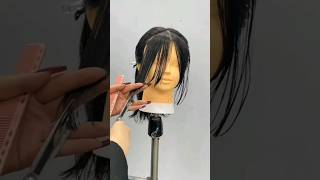 easy front  hair cut 😍#makeuptutorial #shortsvideo #vrial #likeandsubscribe Resimi