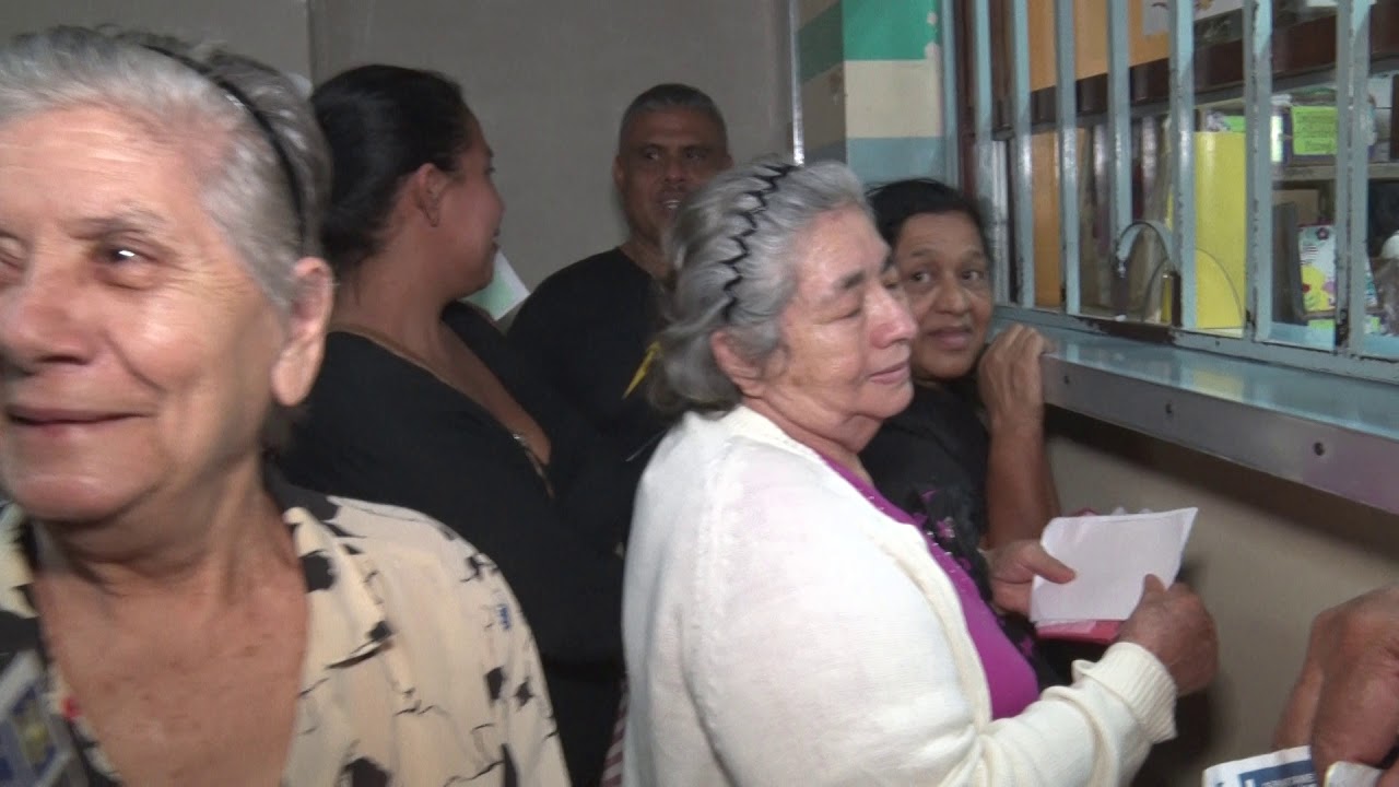 Falta de medicamentos, denuncian pacientes del Hospital Escuela - YouTube