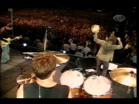 PEARL JAM live in BRAZIL - Rockin'in the Free Worl...