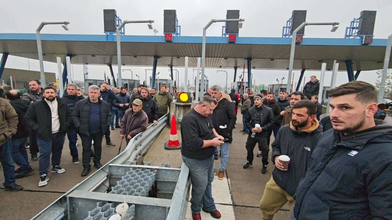 Τρίκαλα μπλόκο αγροτών με τρακτέρ στα διόδια Ε 65 Λόγγος γενική συνέλευση αποφάσεις Πέμπτη 4-12-2025