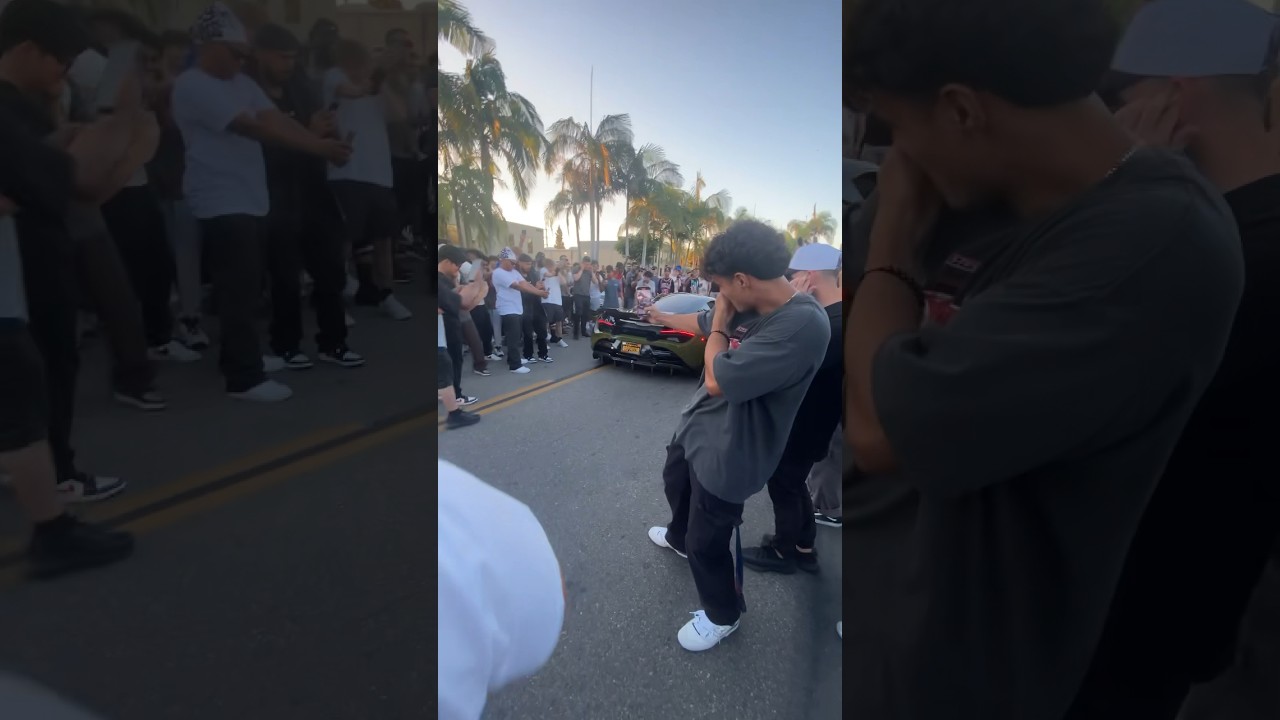 YouTubeでmclaren p1 SHOOTING FLAMES | leaving car meet | loud exhaust | sound | revving | scaring the crowdを視聴 YouTubeでmclaren p1 SHOOTING FLAMES | leaving car meet | loud exhaust | sound | revving | scaring the crowdを視聴