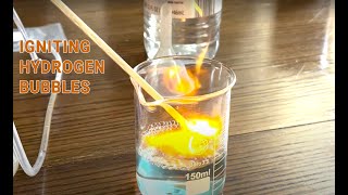 Igniting Hydrogen Bubbles