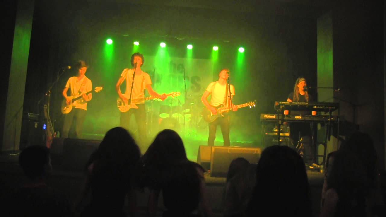 The Drops - Jedeme dál (live) - YouTube