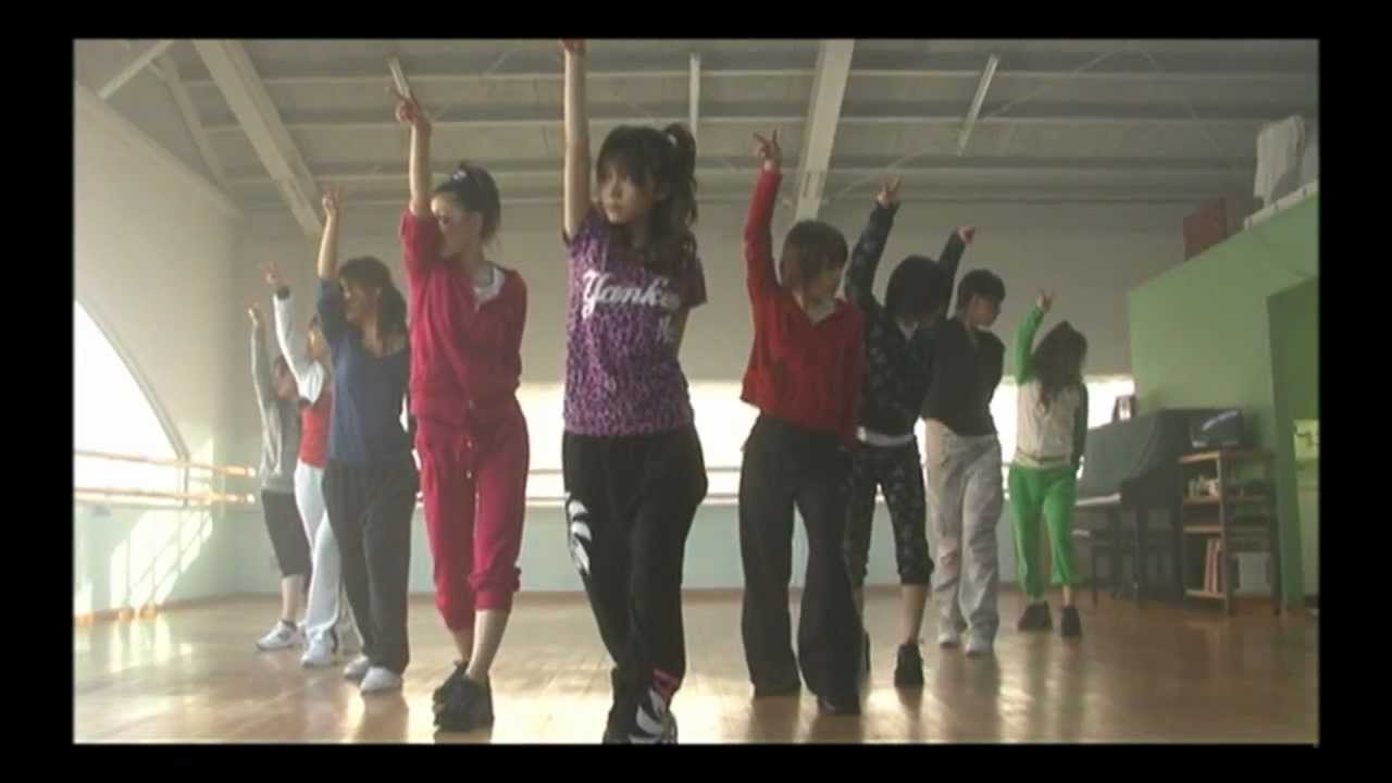 Morning Musume - Resonant Blue  「Making of」