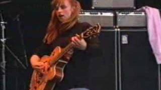 Video thumbnail of "Bettie Serveert - Pinkpop 1995: Tomboy"