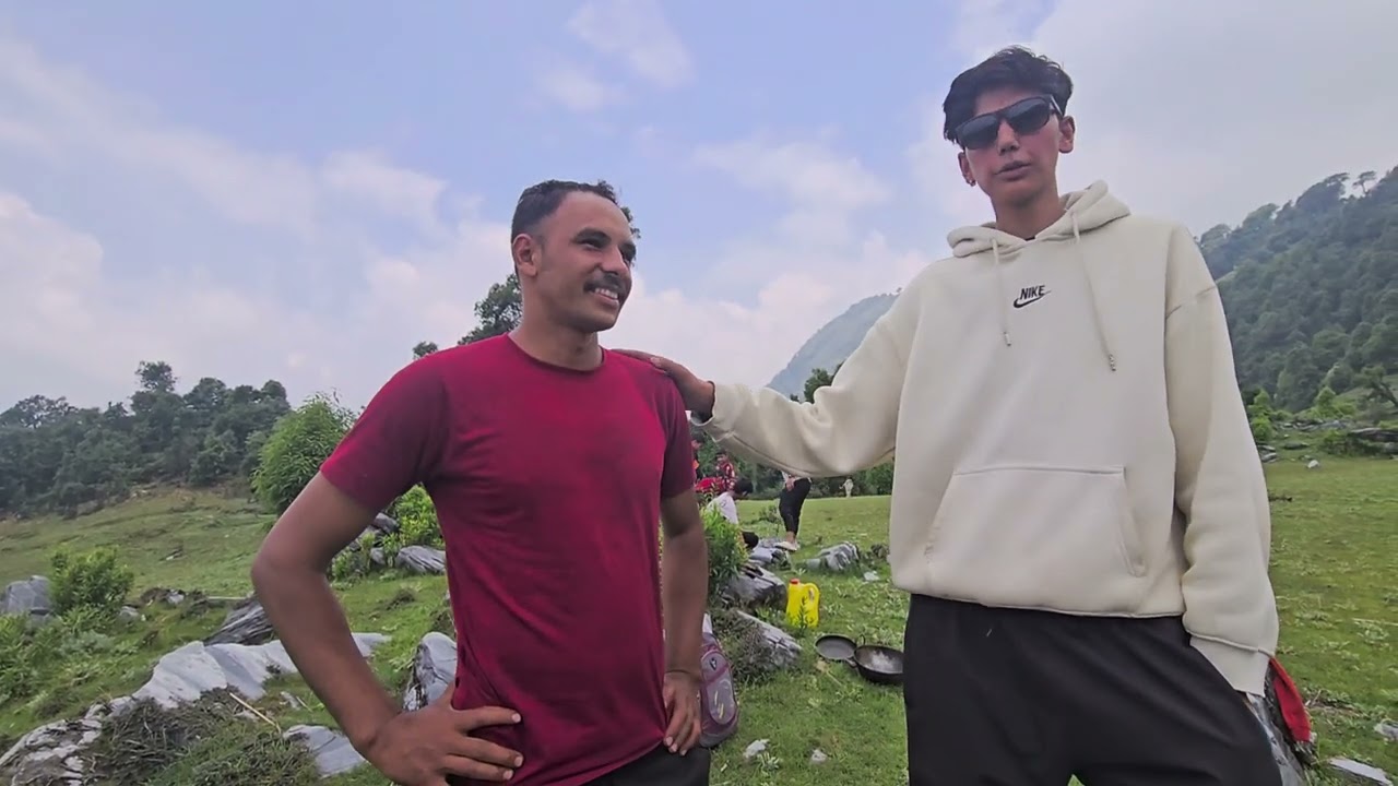 tracking with friends 🏔️🏔️ hidden track location