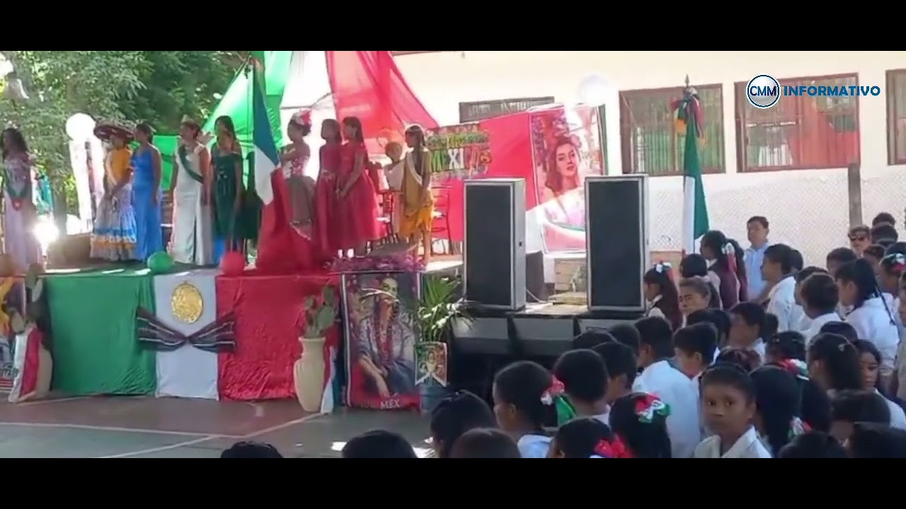 Así cantó el himno nacional la niña Rosa Guadalupe Corcuera Mejía - YouTube