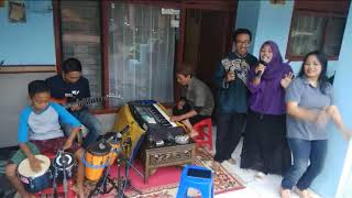 VIRAL!!! MEMORI BERKASIH BY ARIF K FT YUNI SHARAHH SENG NGENDANG AREK CILIK GAES