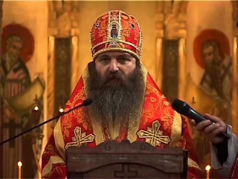 სასულიერო პირები ერთმანეთს \"ეჯახებიან\".