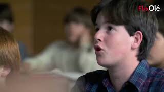 Formas De Educar En 1975 En Eres Mi Héroe Antonio Cuadri, 2003