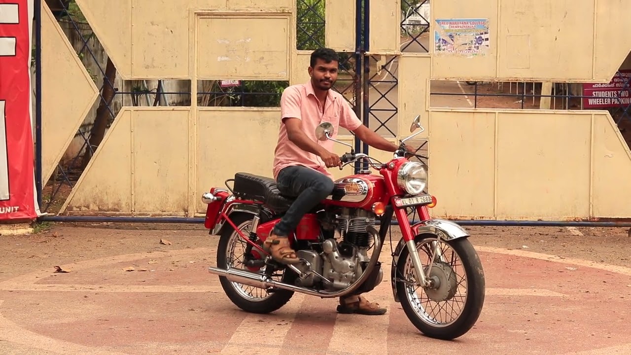 Vintage Royal Enfield Bullet in excellent condition classic bike has been well-maintained 9895634650
