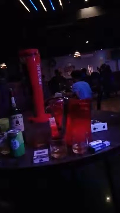 Bar Public