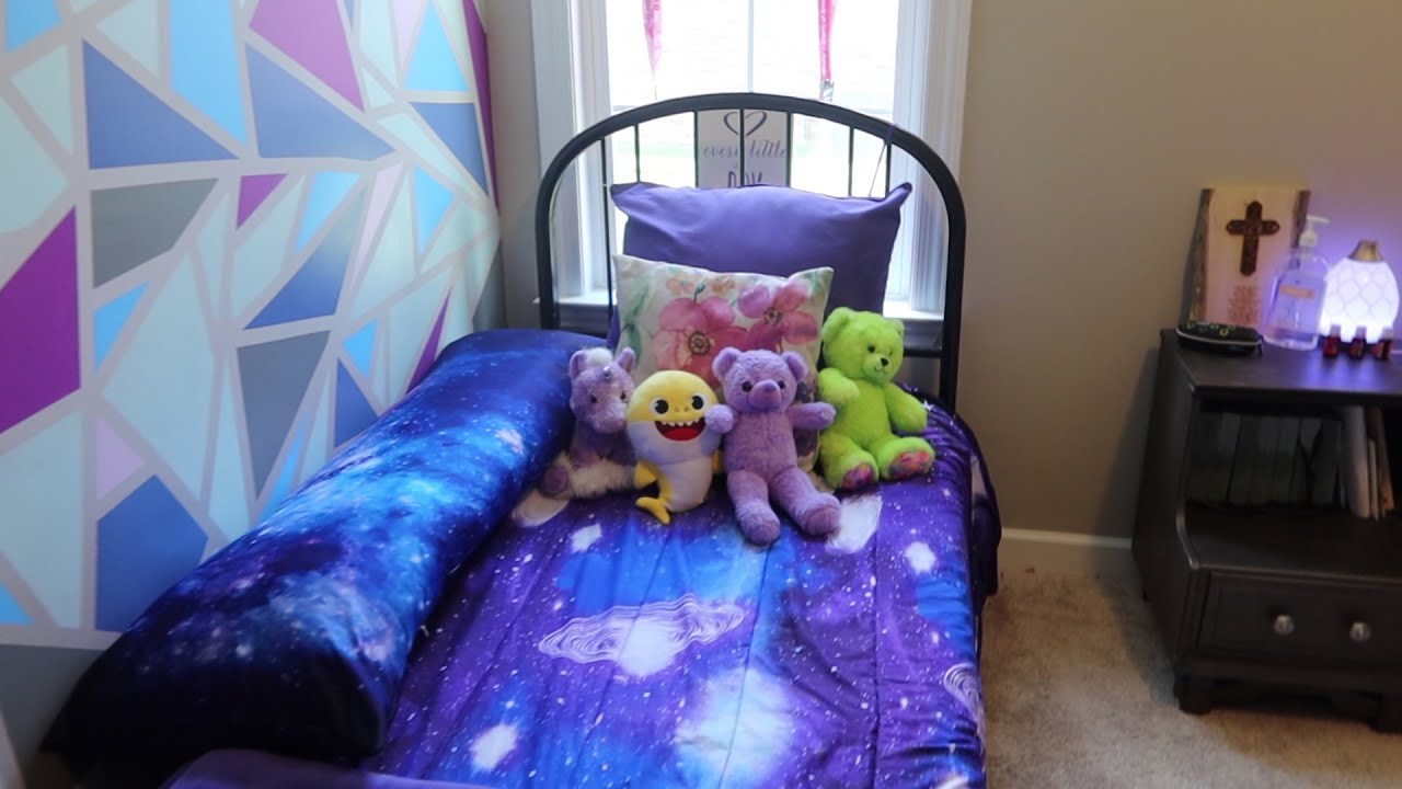 Special Needs Room Tour!/ Her Pet Rat Died! 😢 YouTube