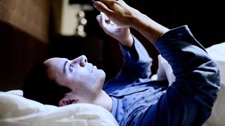 أشعة الهواتف الذكية تسبب اضطرابات النوم‎
