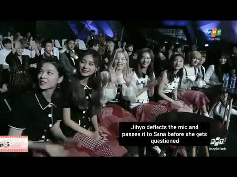 Twice avoiding the mic at AAA 2019
