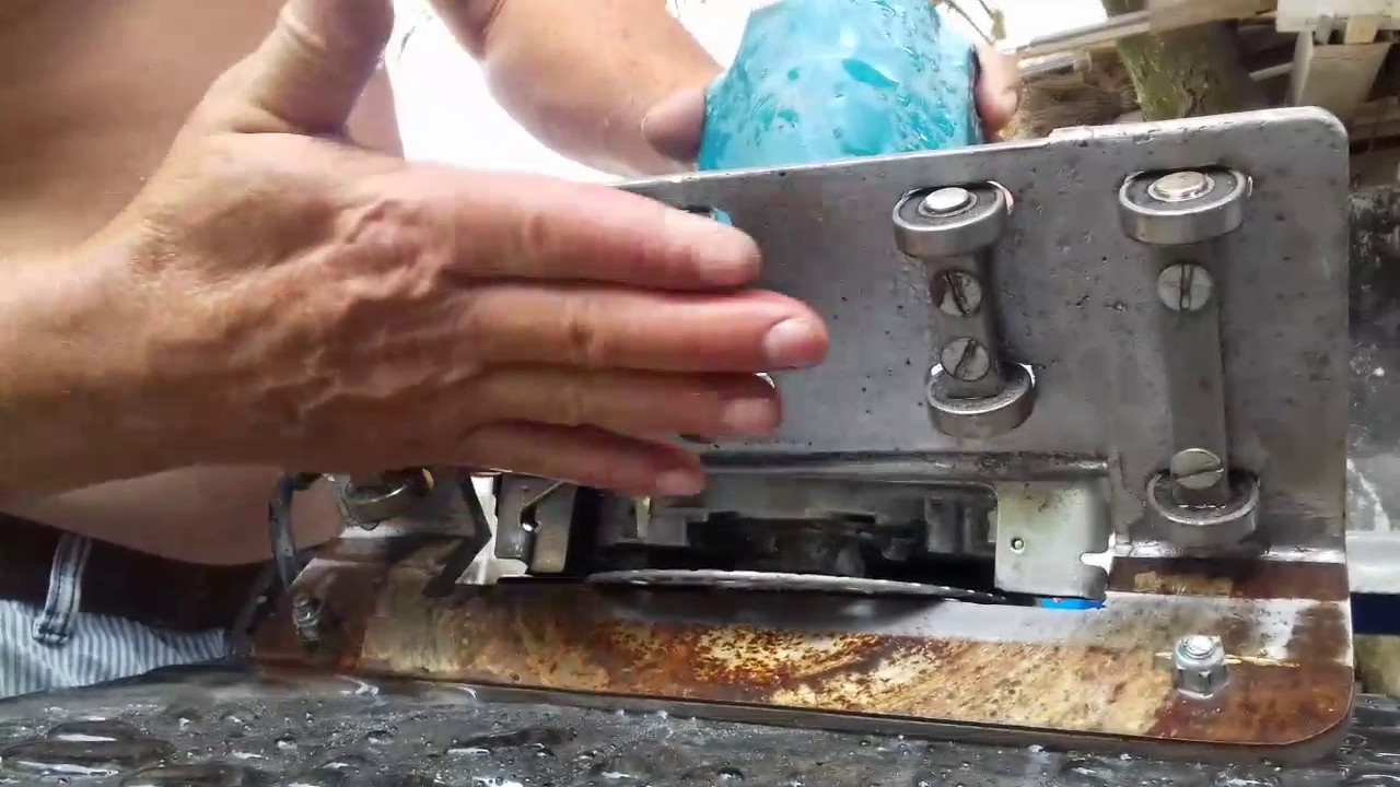 Suporte universal para corte 45graus em granitos  $625,00 Reais  frete grátis para todo  brasil