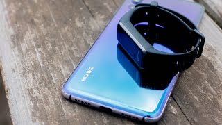 HUAWEI Band 4レビュー。充電方法が合理的で最高！今すぐ他のメーカーもパクるべき！