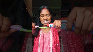 Survival Skills: SMART idea and USEFULwithtoothpaste#camping#outdoors#bushcraft🪥😬😆