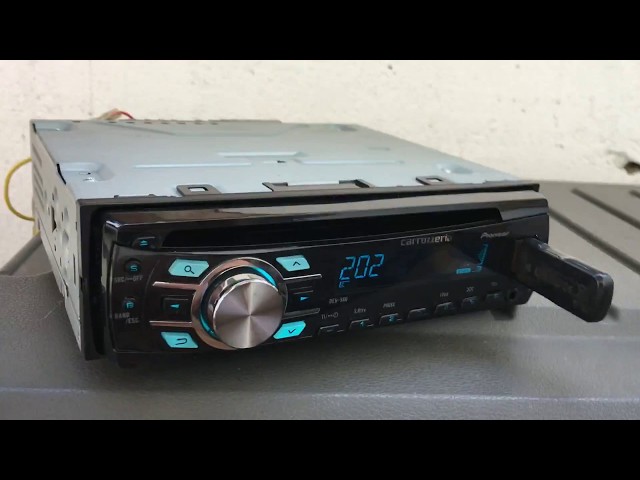 PIONEER CARROZZERIA DEH-560 TEST - YouTube